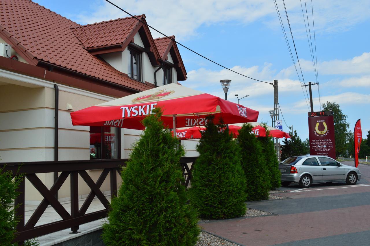 Zajazd Zlota Podkowa Wrocki Esterno foto